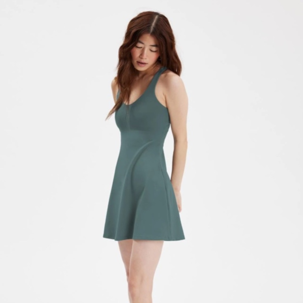 NWT girlfriend collective alpine lola v neck dress